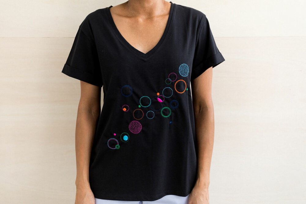 Tee-shirt brodé bulles graphiques 100% coton bio colori noir